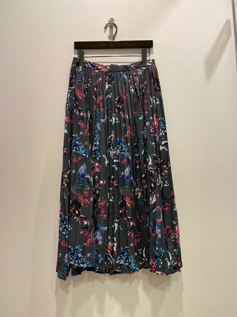 2022 Spring Summer 春夏 新商品 PRIDE print skirt